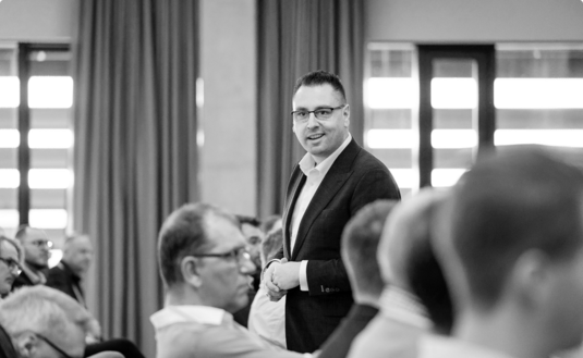 DAS BRINGT TOBIAS BOBKA FÜR SIE MIT